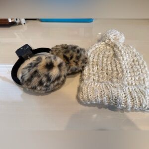 Cream & gold Knit Hat w/pom pom & Leopard fuzzy Earmuffs nwt (2) soft warm osfm